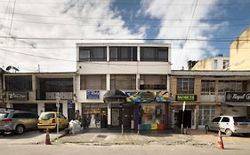 Hotel Alojate In